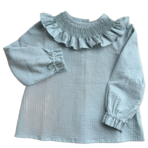 Blusa Verde cuello bordado Nido de Abeja manga larga